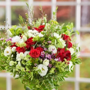 Gėlių puokštė_Romansas rozes eustoma chrizantema alstromerija
